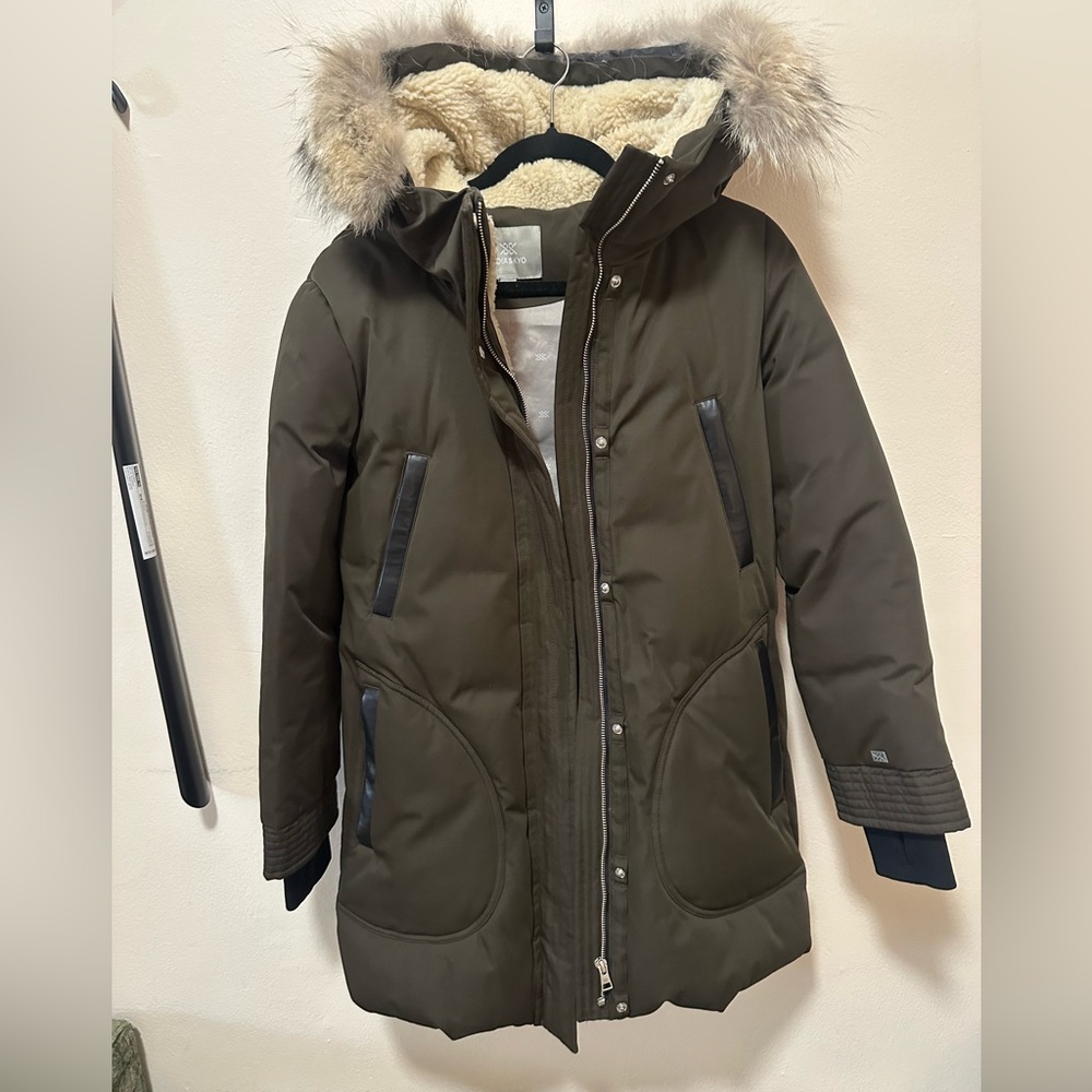 SOIA & KYO WOMENS WINTER COAT